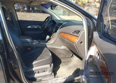 2015 Lincoln Mkx z USA, uszkodzony, nr VIN 2LMDJ8JK1FBL33733